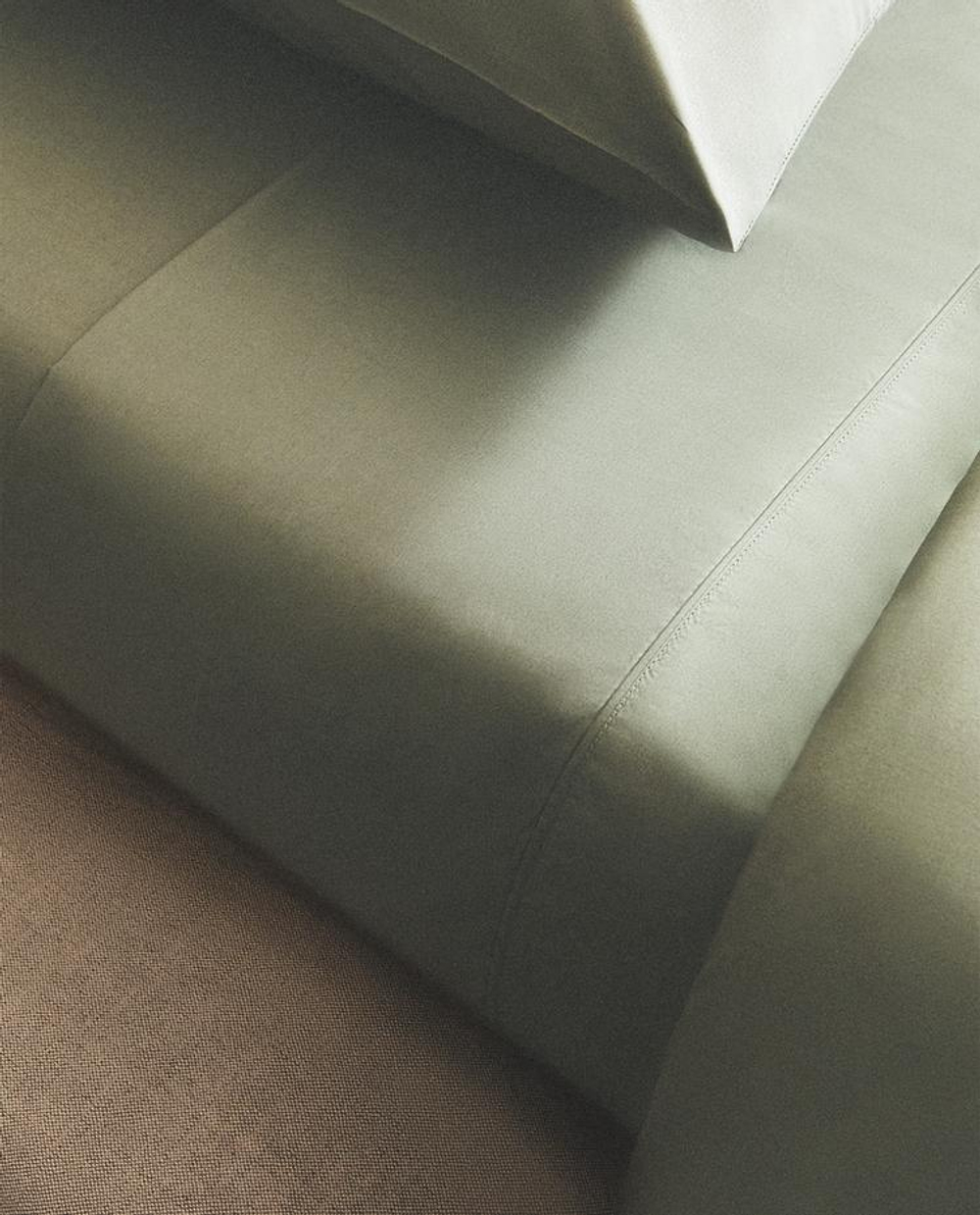 ZARA HOME (300 НИТЕЙ) ПРОСТЫНЯ ИЗ ХЛОПКА, СВЕТЛО-ЗЕЛЕНЫЙ