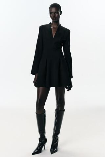 ZARA МИНИ-ПЛАТЬЕ С ПОДПЛЕЧНИКАМИ, ЧЕРНЫЙ
