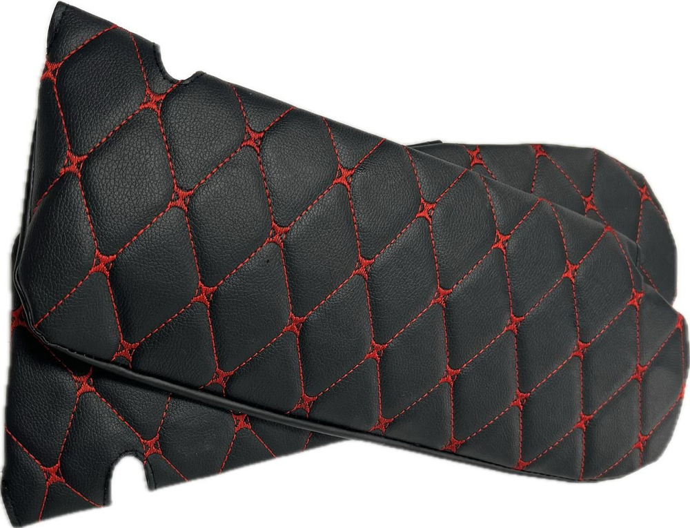 Чехлы на козырьки ЛАДА Гранта, Калина 1-2, Датсун (красная нить Бабочка)