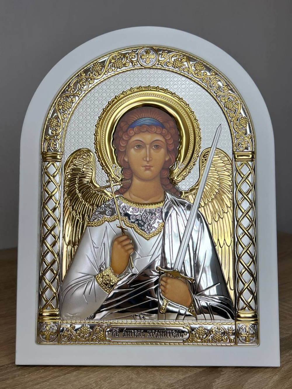 Ангел Хранитель, икона арочная, белое дерево 206х275