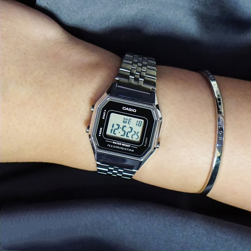 Часы CASIO LA680WA-1D