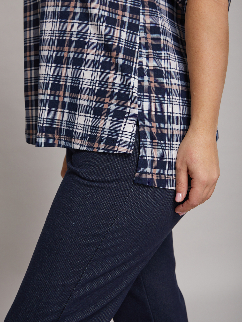 Блузка БЛ-131/синий-бежклетка