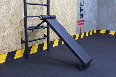 Скамья для пресса на шведскую стенку