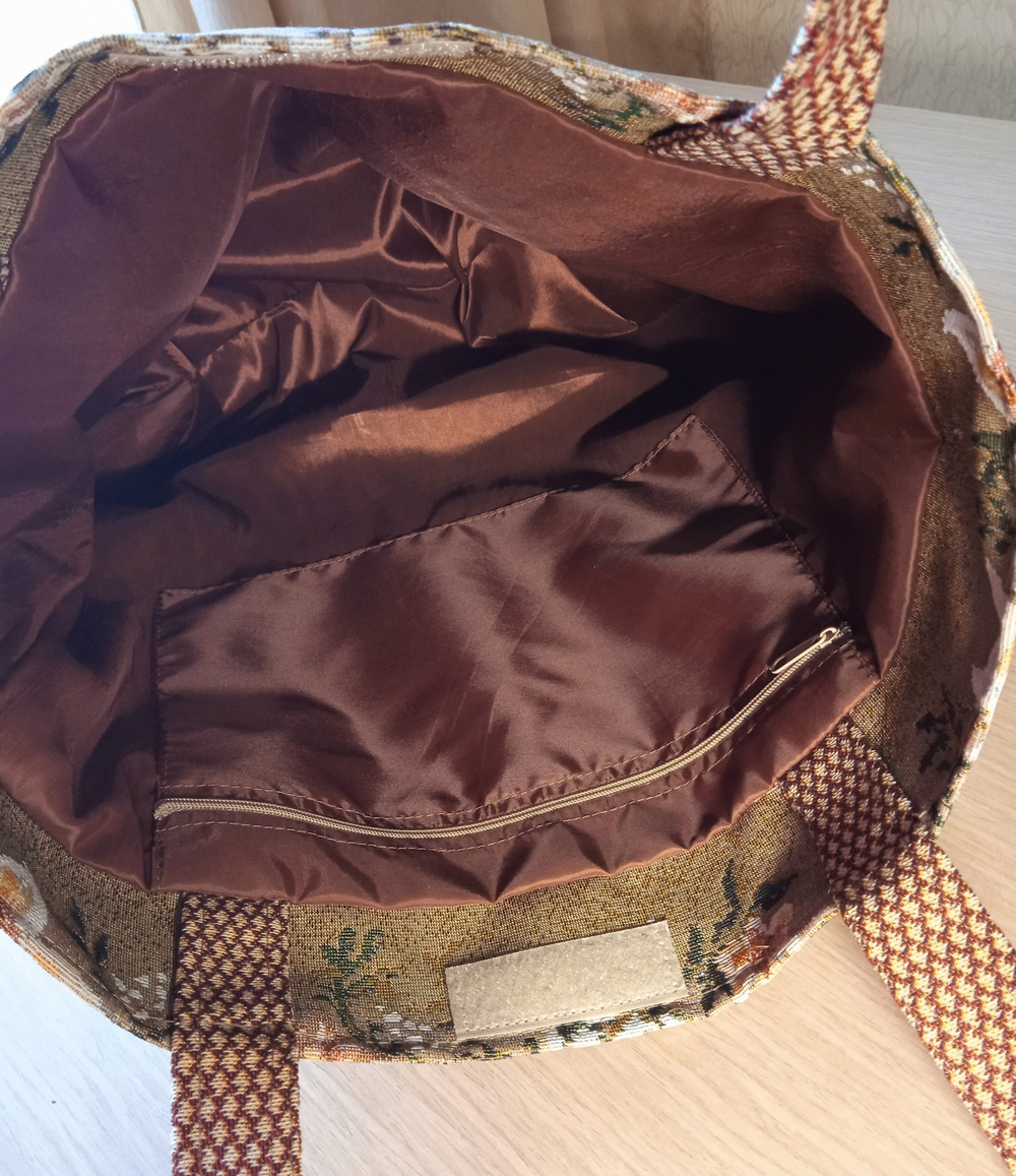 Гобеленовая сумка Пестрые бабочки (39х39х12)