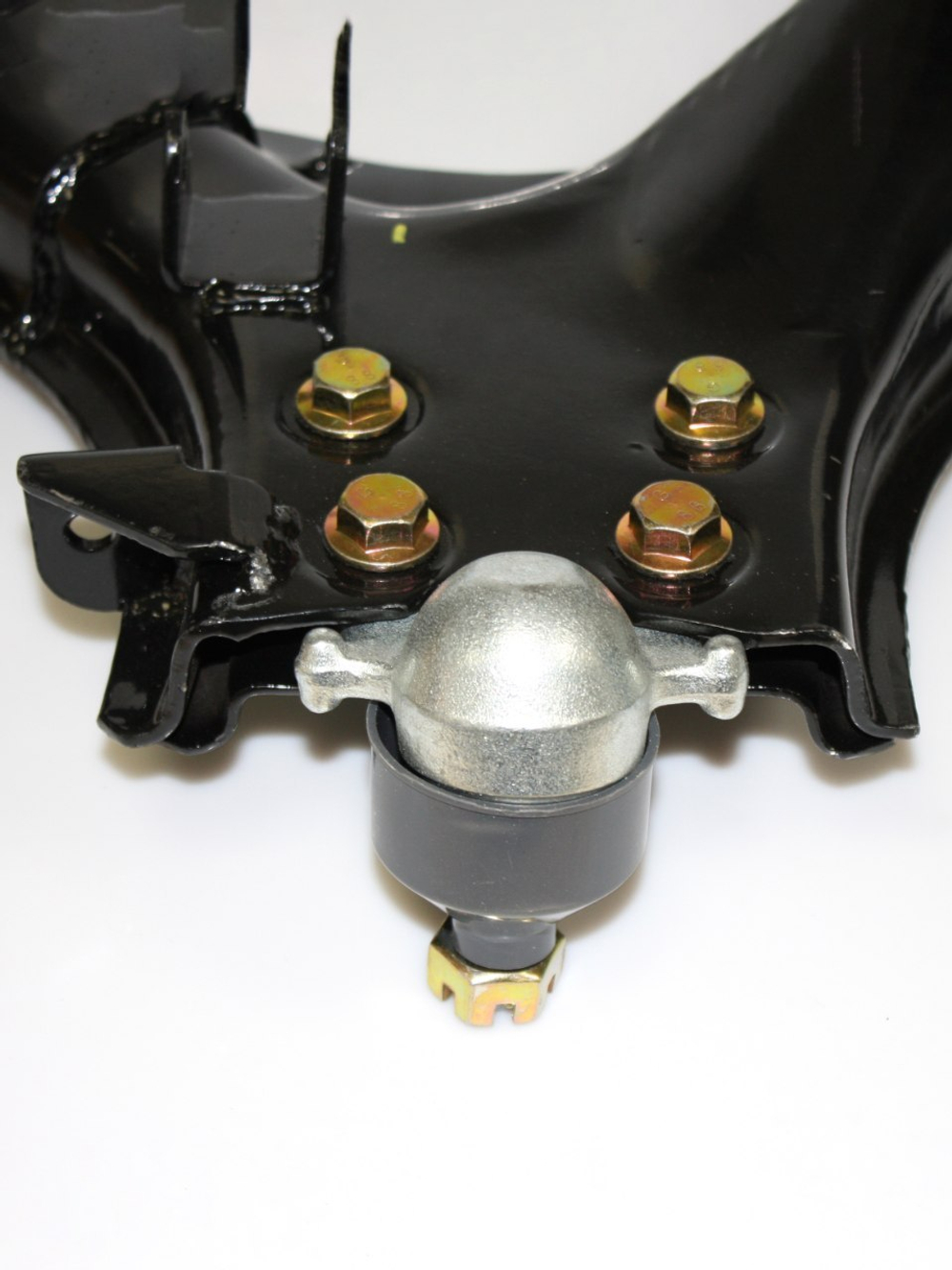 Рычаг нижний передний левый 2904300K00 Great Wall Hover