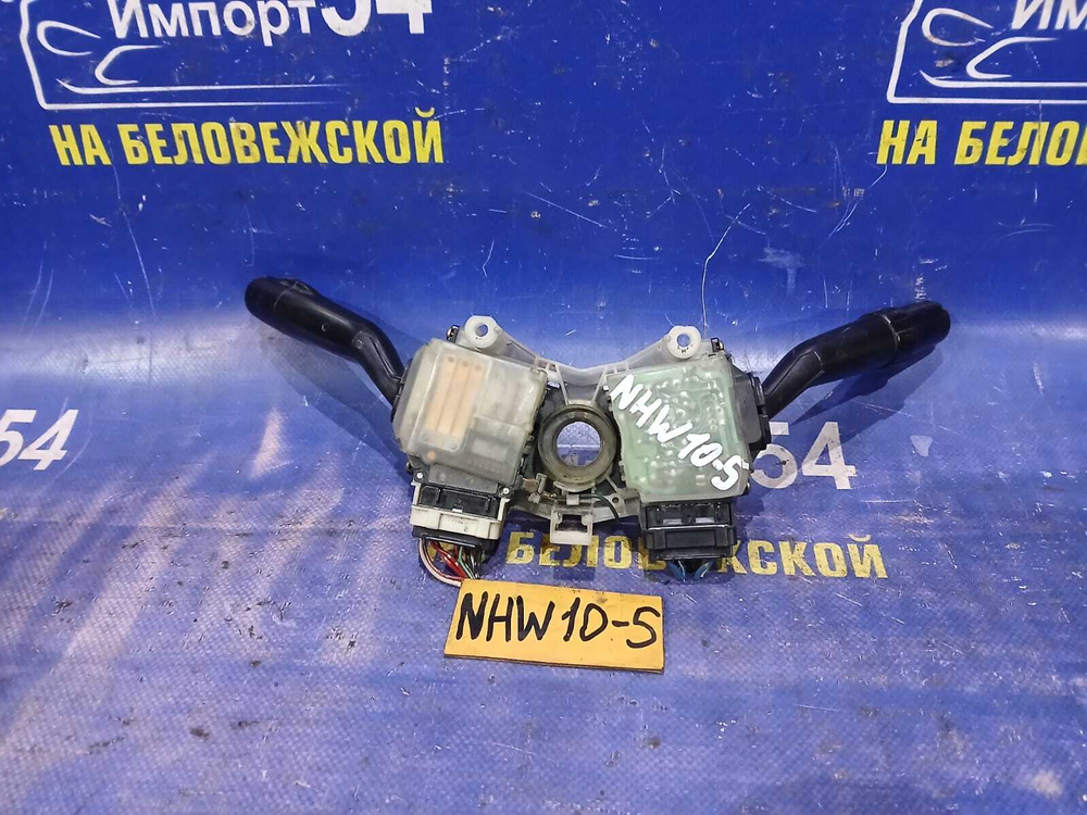 Переключатель подрулевой TOYOTA PRIUS 1998