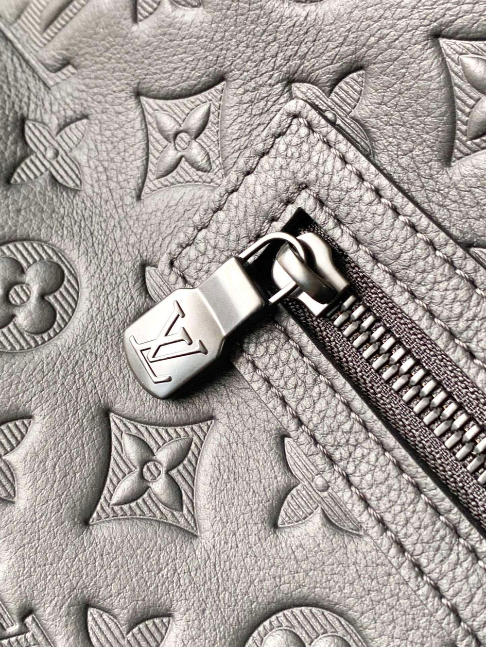 Louis Vuitton Excursion Tote