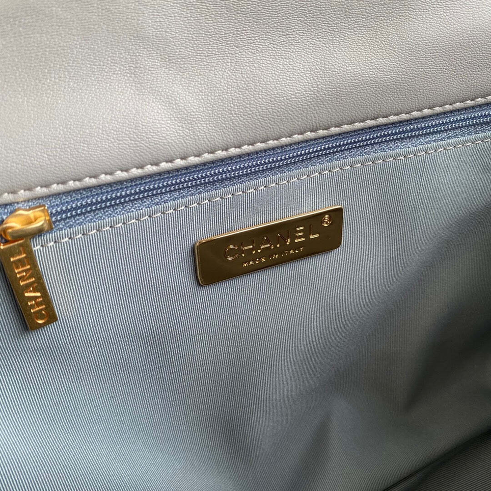 Chanel 19 Large 30 cm