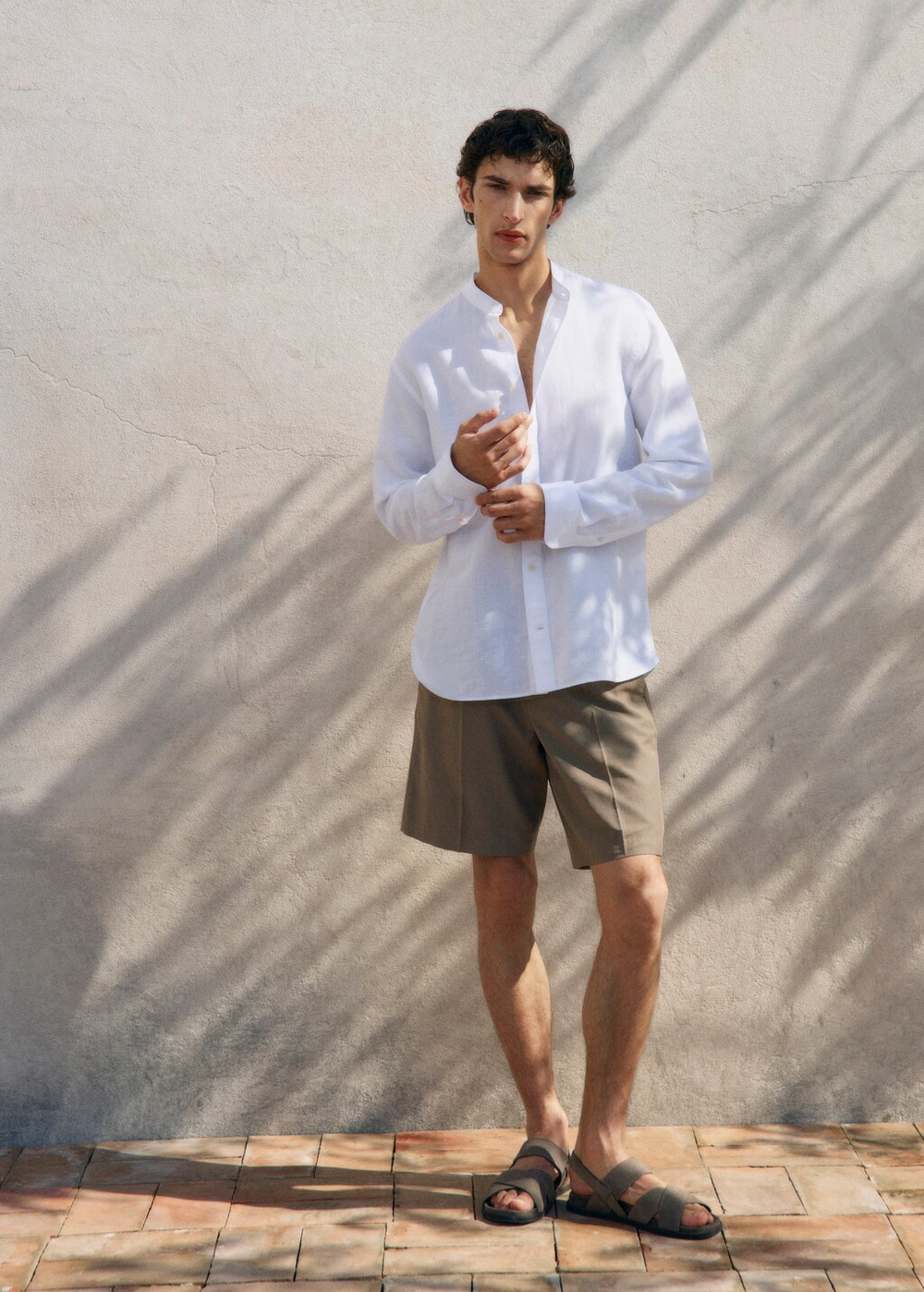 Льняная рубашка с воротником мао