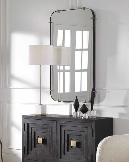 Настенное зеркало в раме “Пали”