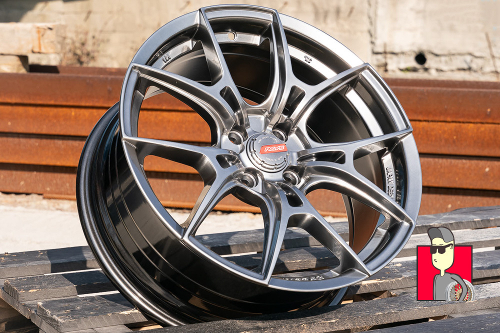 Комплект дисков Rays Gram Lights 17x7.5 et35 4x100