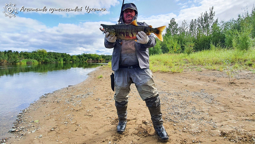 Озеро Красное - трофейная рыбалка в центральной Чукотке