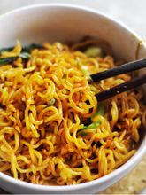 Лапша Samyang Quattro Cheese Острая курица 4 сыра 145 г 5 шт