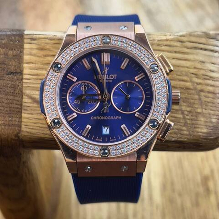 Часы Hublot