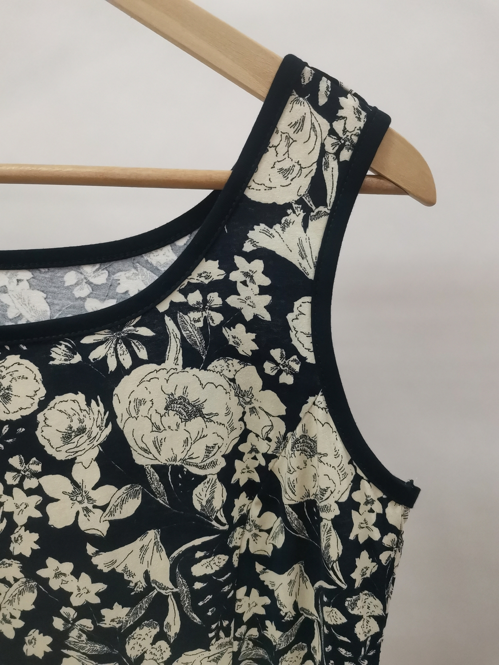 Платье П-012/синбелый-цветы