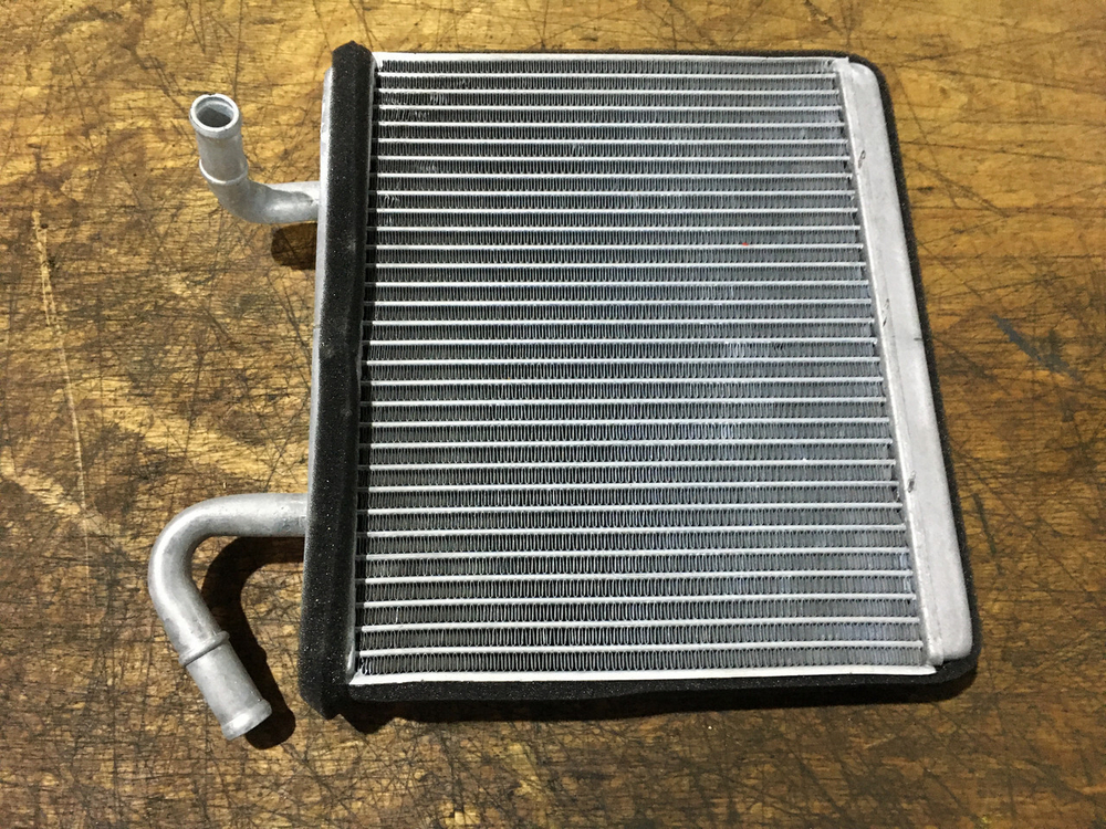 Радиатор отопителя Hyundai 11Q6-90540 (11Q6-90540DW)