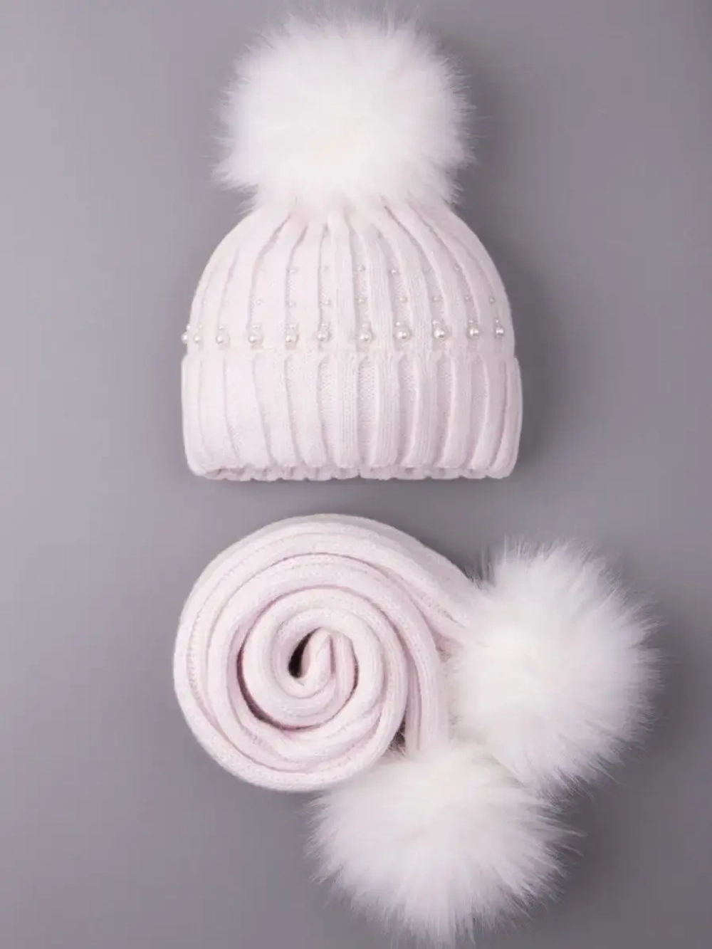 Шапка для девочки зимняя вязаная и шарф