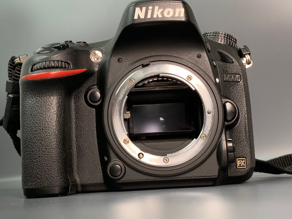 Nikon D600 32.400 кадров