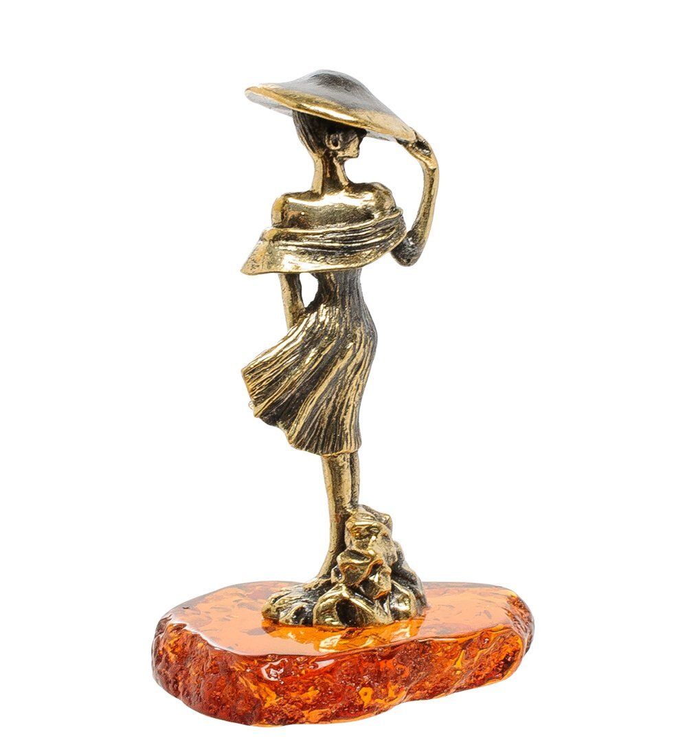 Народные промыслы AM-1914 Фигурка «Дама в шляпе» (латунь, янтарь)