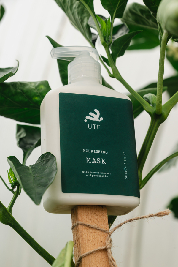 Питательная маска с экстрактом томата и прокератином