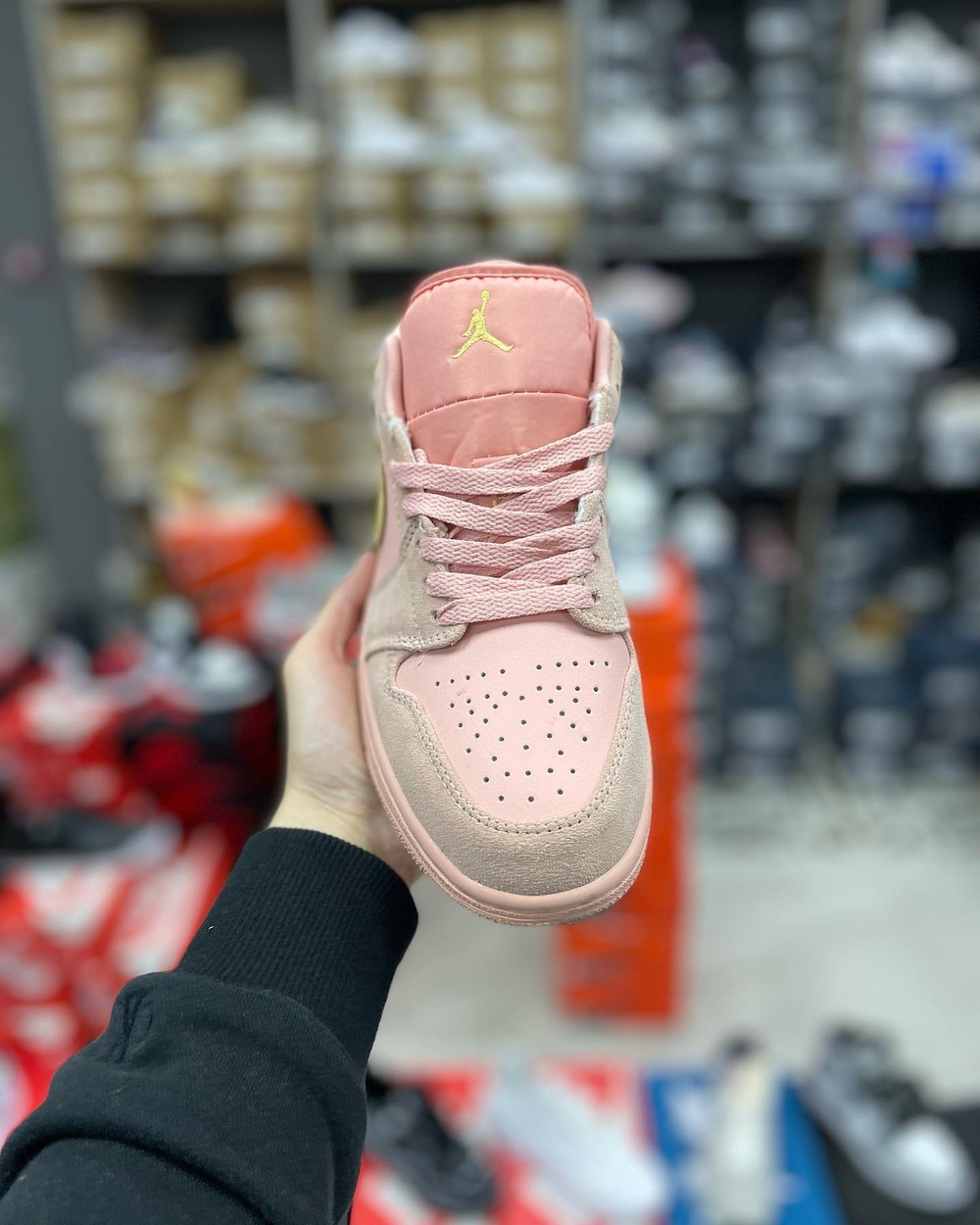 Nike Air Jordan 1 Low Pink