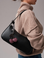 Кожаная сумка багет кросс-боди черный