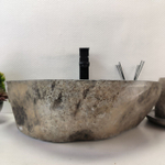 Раковина из речного камня RS-63571 (53*38*16) 0122