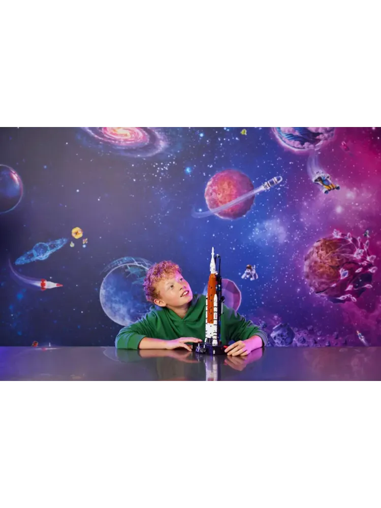 Конструктор Technic 42221 NASA Artemis SLS HeavyLift Rocket