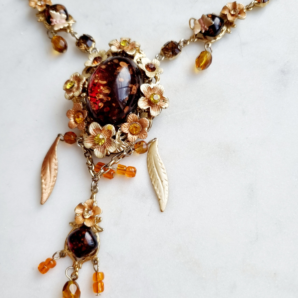 Колье в барочном стиле