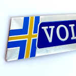 Наклейка Volvo/шведский флаг объемная полиуретановая (шильдик Вольво, 8,5х2,5см)