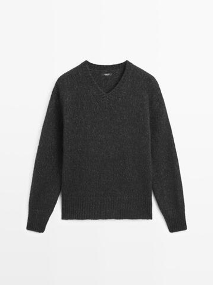Massimo Dutti Свитер с V-образным вырезом, серый