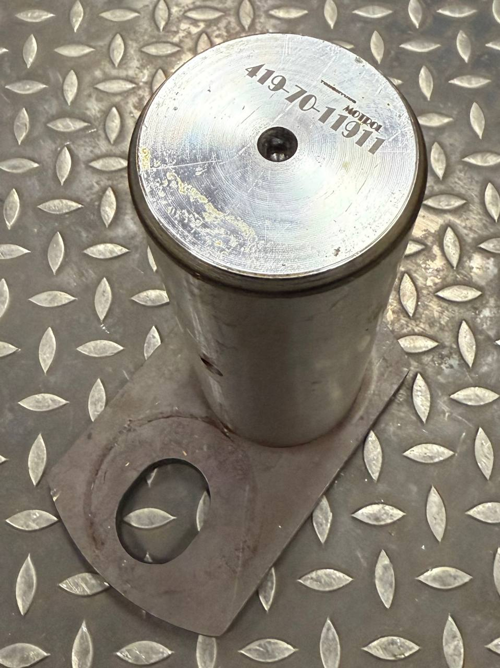 Палец 419-70-11911