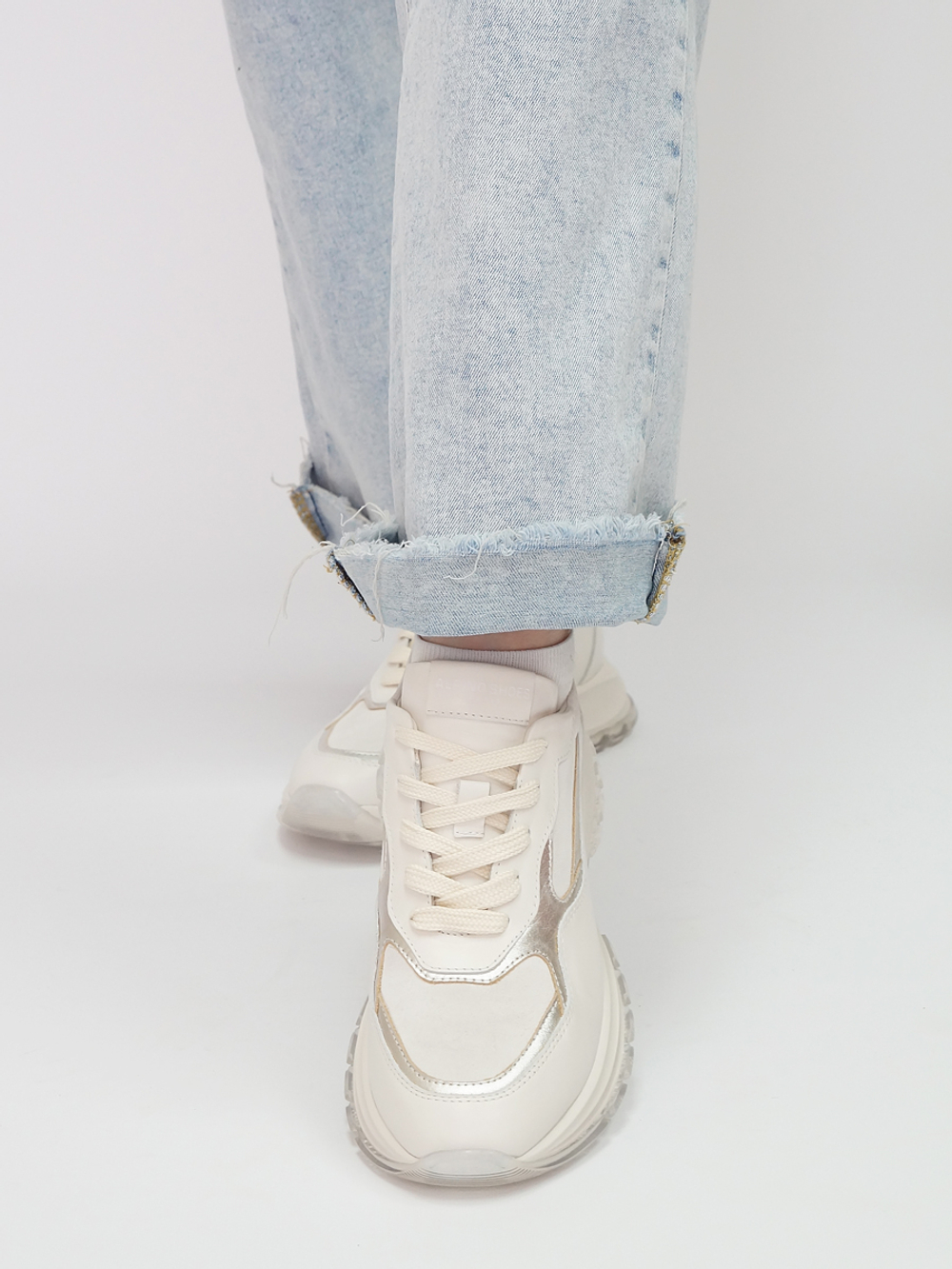 Кроссовки женские демисезонные