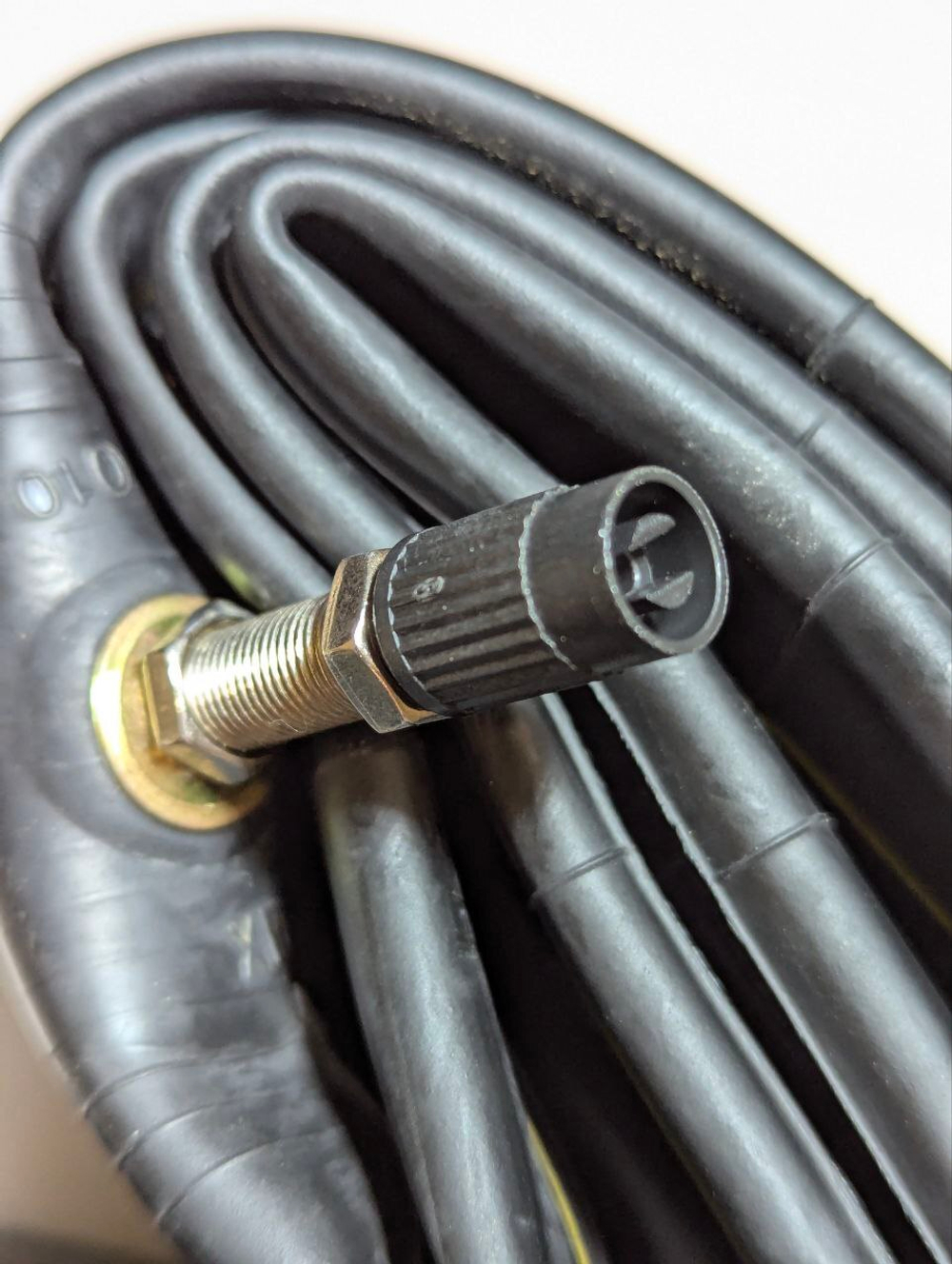 Камера мотоцикла 16 3.25-3,50 заднего колеса эндуро