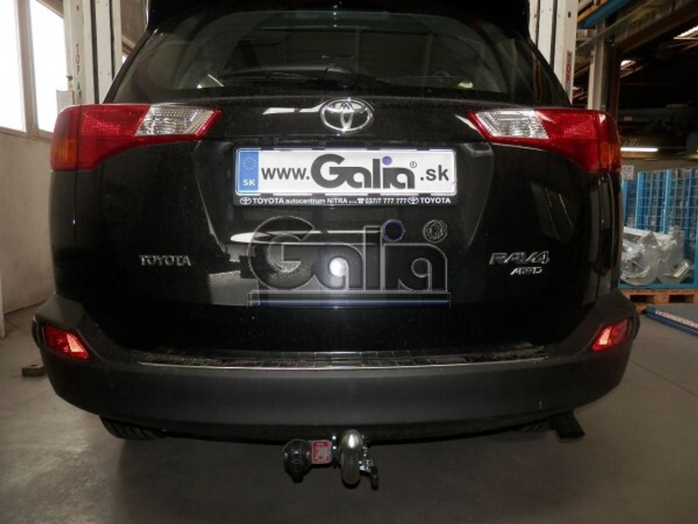 Фаркоп оцинкованный Galia T061C для Toyota RAV4 2013-2018(паспорт и сертификат в комплекте)(без электрики)