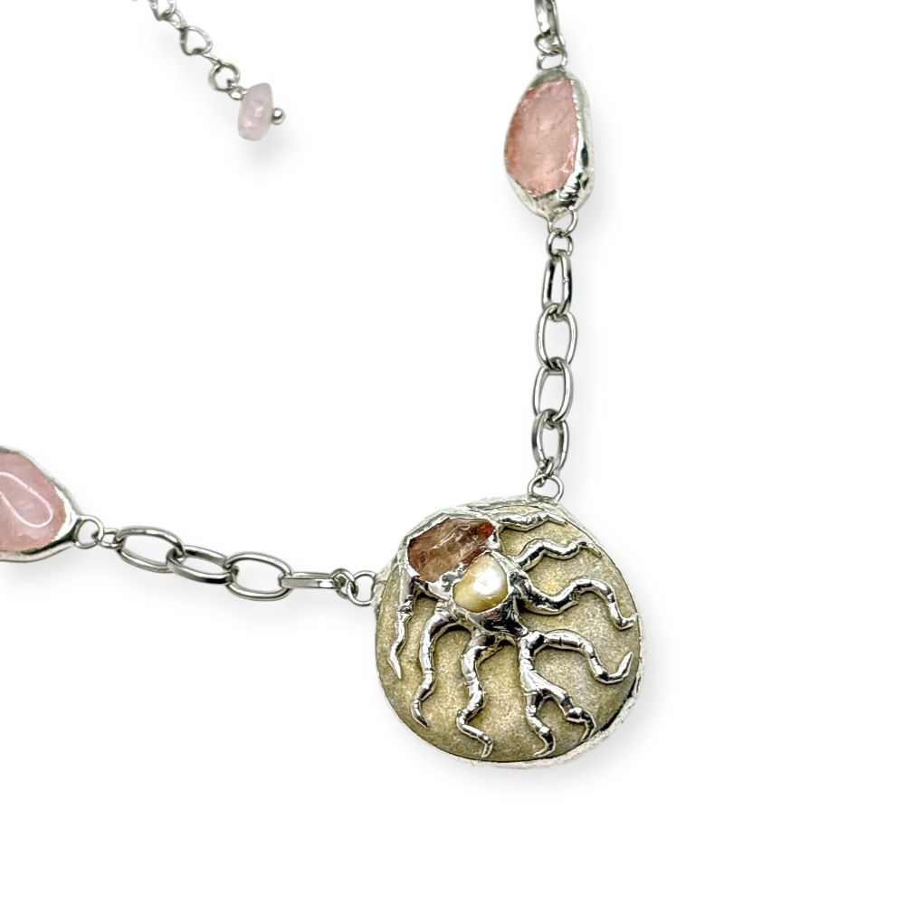 Колье Reglow waves Lab Wv-Ch-1 галька жемчуг розовый кварц