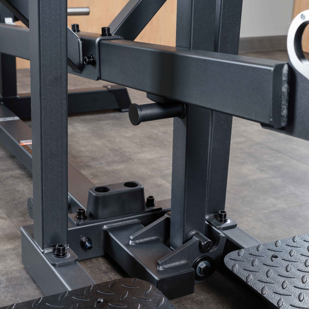 A607 Приседания с поясом