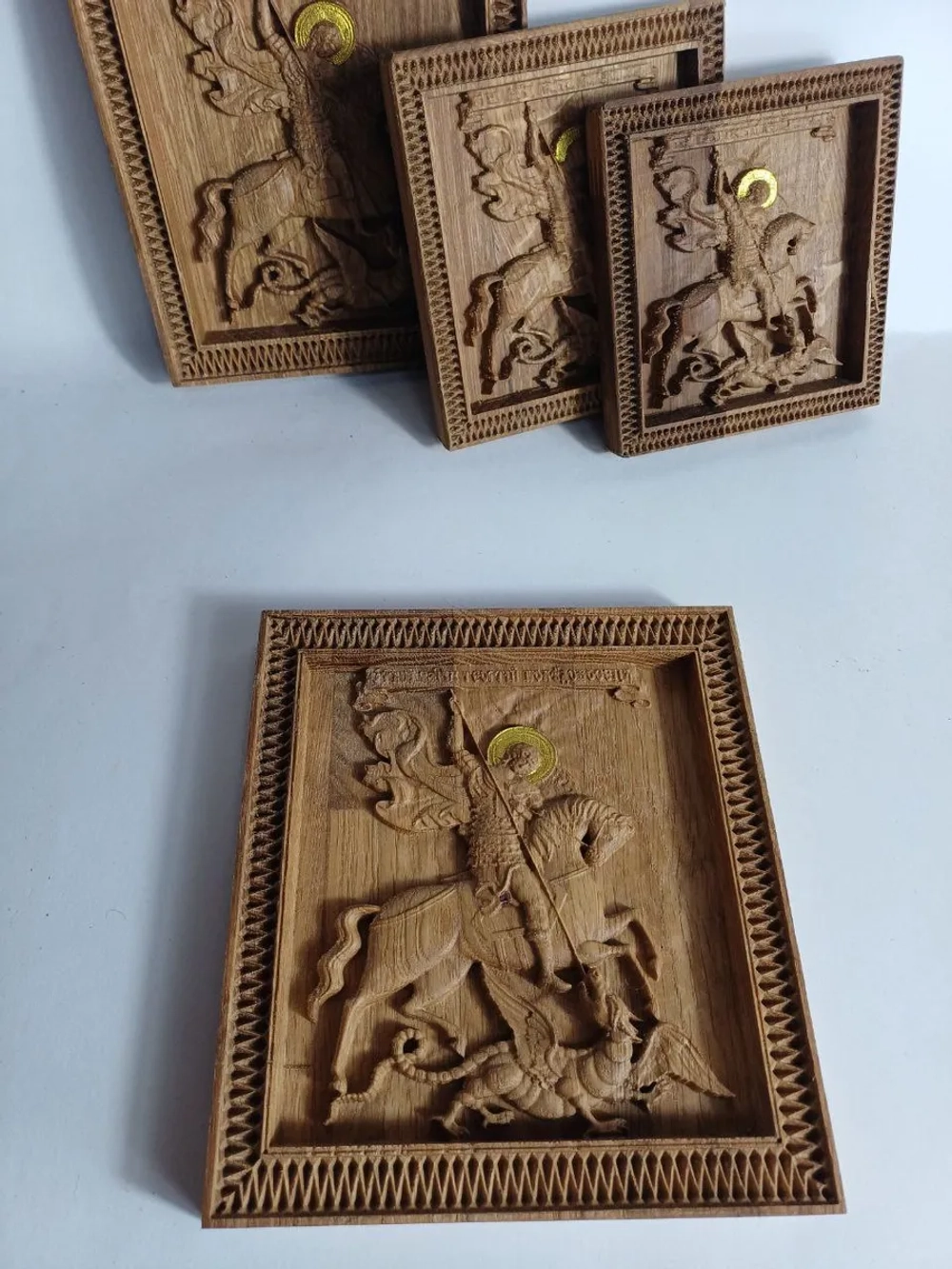 Освященная Икона Святой Георгий Победоносец, дуб 12.5х11см