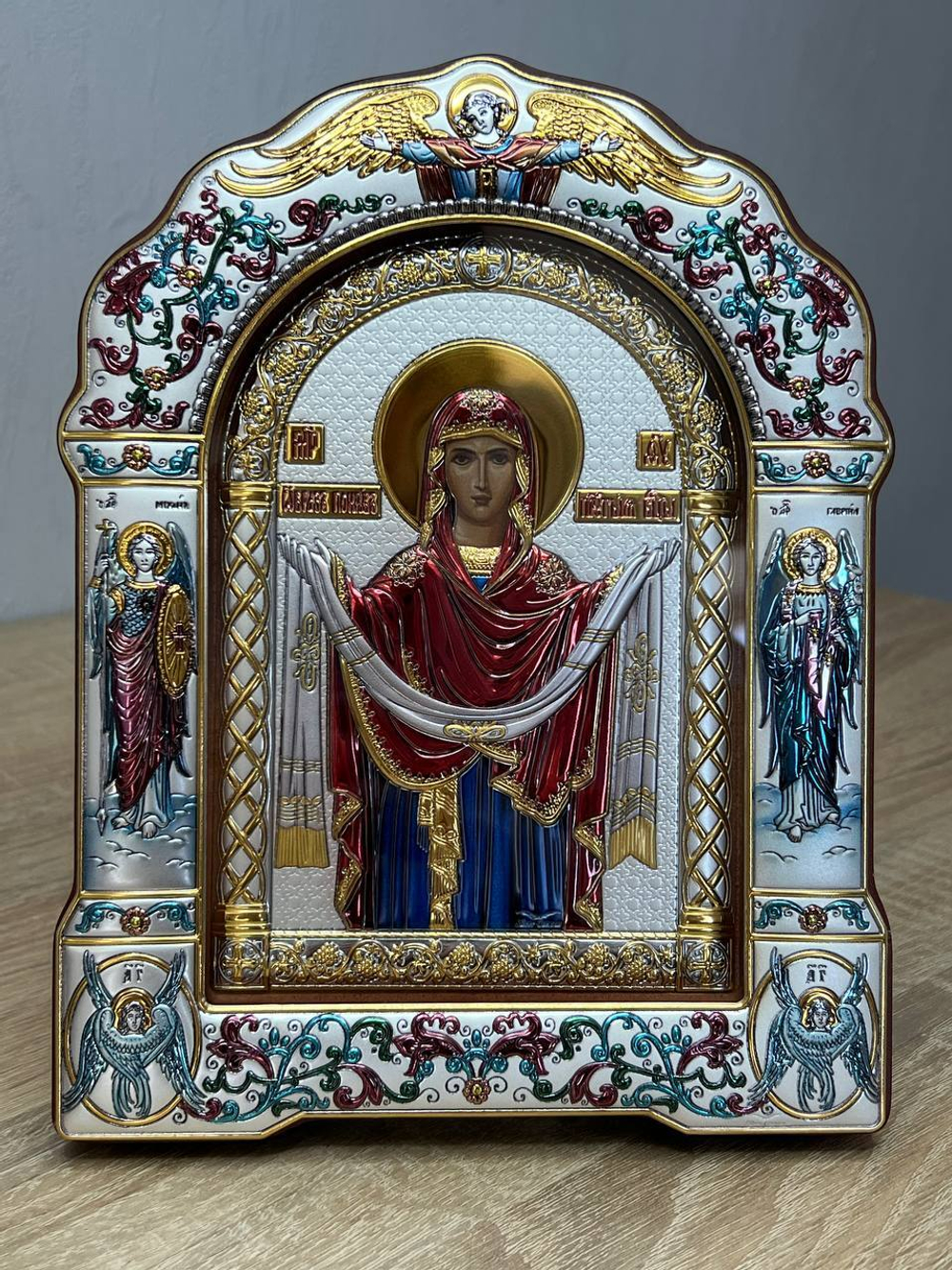 Покрова БМ, икона арочная с рамкой под стеклом, красное дерево, эмаль 167х228