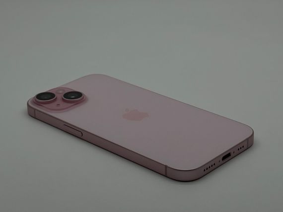 iPhone 15 128Gb Pink