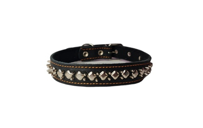 Ошейник SoGood  для крупных и средних собак кожаный с декоративными шипами 72х4.5см