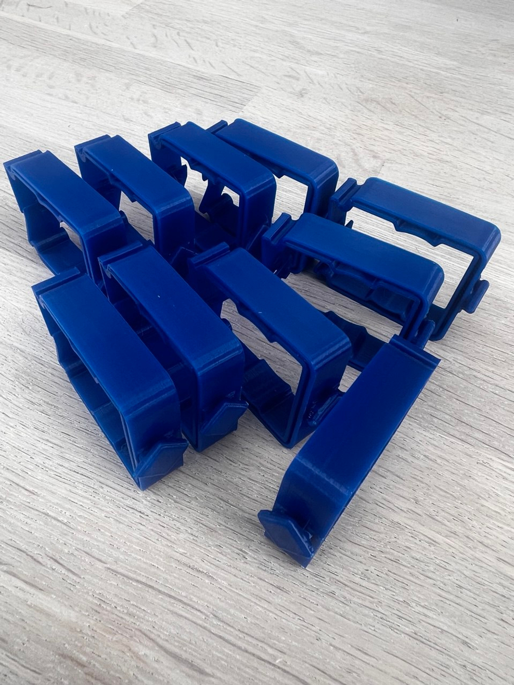 Держатели кабельные ABB ED45P10 (1уп 10шт) 2CPX062336R9999