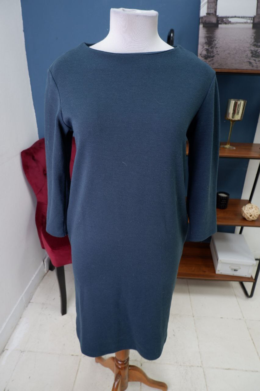 Платье Uniqlo практичное 44 размер