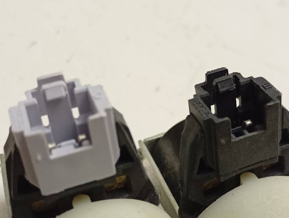 BWE81282LB кт35 Клапан подачи воды для стиральной машины Ariston, Indesit C00110333 б/у