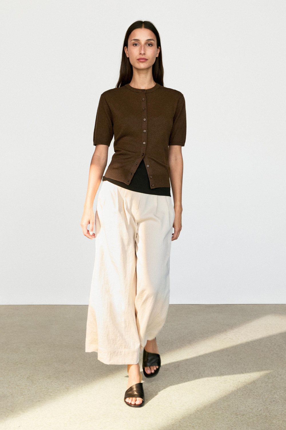 Massimo Dutti Кардиган из шерсти с короткими рукавами, коричневый