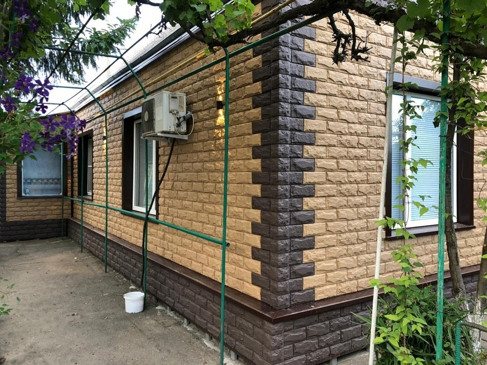 Фасадная панель Деке Дюфур, Мерибель