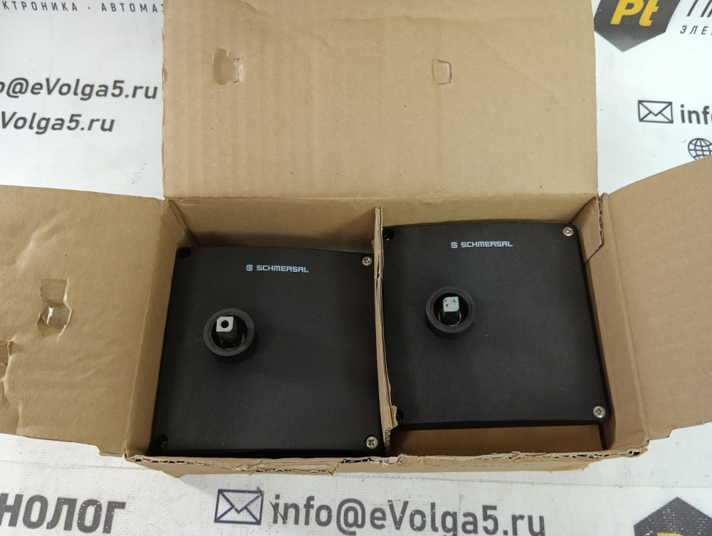 SCHMERSAL AZ/AZM 200-B30-RTAG1P1 новое