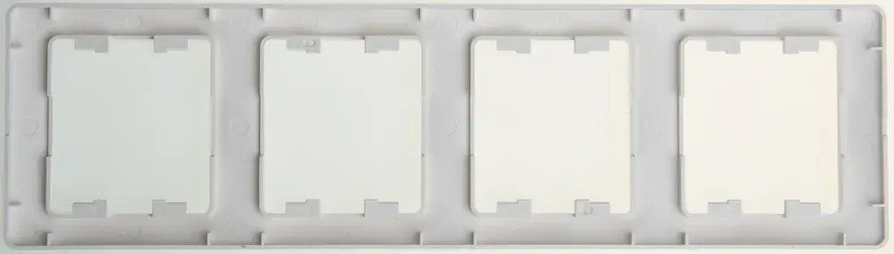 GLOSSA 4-постовая РАМКА, вертикальная, ПЕРЛАМУТР