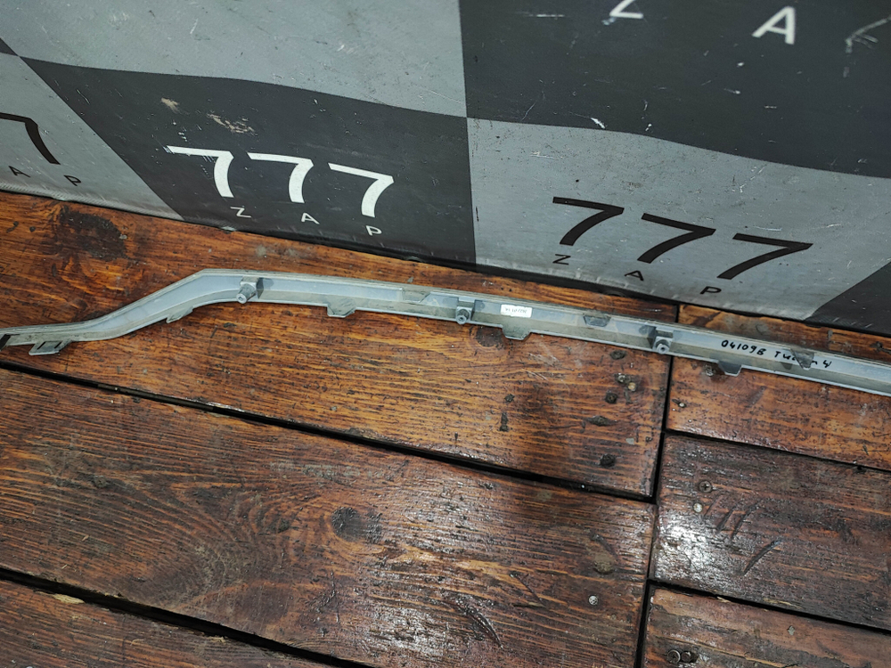 Молдинг заднего бампера Hyundai Tucson 4 (NX4) 20-нв Б/У Оригинал 86699N9000