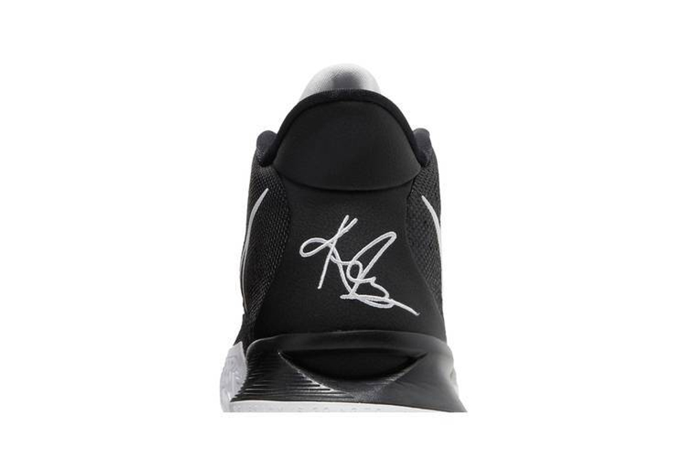 Кроссовки Nike Kyrie 7 Tpu